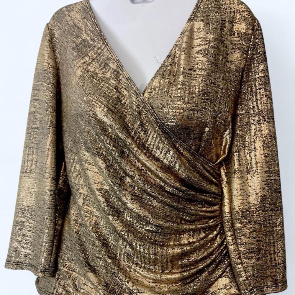 Gold metallic wrap top with ruched detail. Size: S CB Established 1962